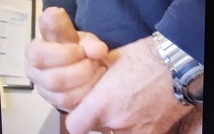 Jordance: Stříkání s velkým čůrákem, velmi velký výstřik