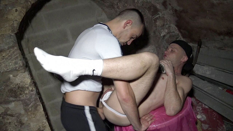 CREAMPIE SESSION IN JOCKSTRAP: Patrick Bauer被tim Cosla用jockstrap干了baebackb