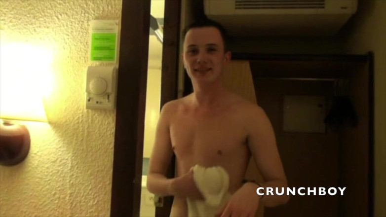 Crunch Boy: David futut de top twink Theo pentru audiție porno