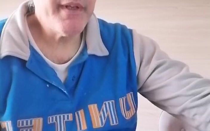 Setesesso7: Una larga corrida después de una paja que duró más...