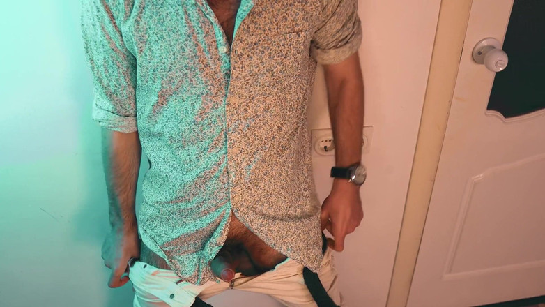 NoelDero: Сексуальний красивий Ноель Деро замкнувся у своїй кімнаті і вирішив дрочити. asmr мастурбація