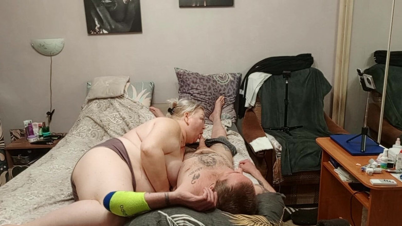 Zona901: La matrigna ha fatto un massaggio ed un pompino con...