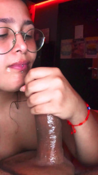 Fucking the 19 Year Old Hottie, She Loves Cock and Cum Inside Her