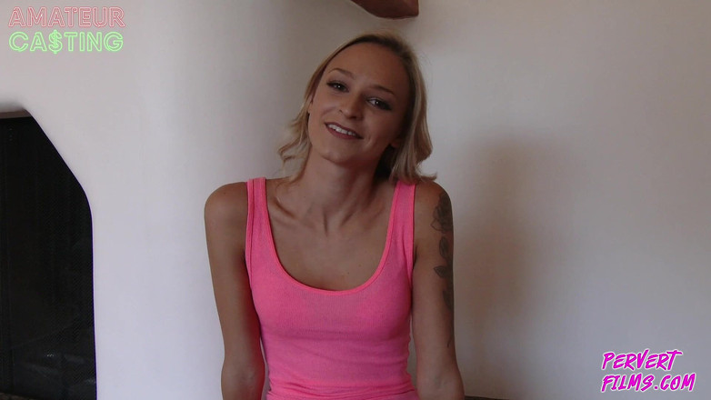 Herb Collins - Bikini Blowjobs: Emma Hix और Herb Collins