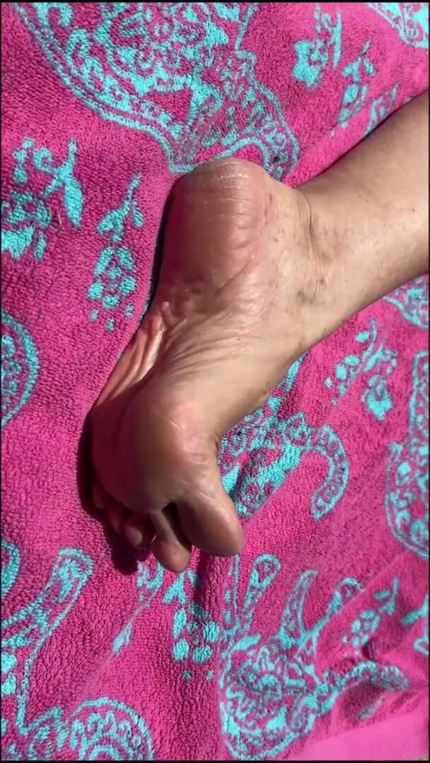 Aunt Ann: Fan Request Granny Naked in Sun Shows Dirty Rough Soles &amp;...