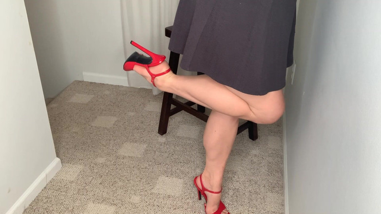 Deanna deadly: Detectiv sedus de Leggy Vixen