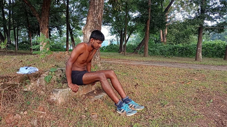 LinearOrnament35: Vaše sip cvičení nech dívku ve vašem klíně