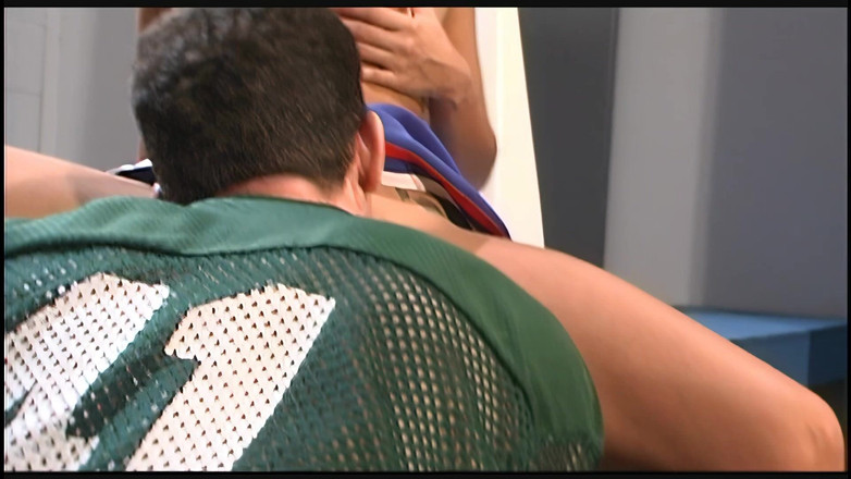 Hefburg: Pemandu sorak usia 18 tahun dientot habis-habisan