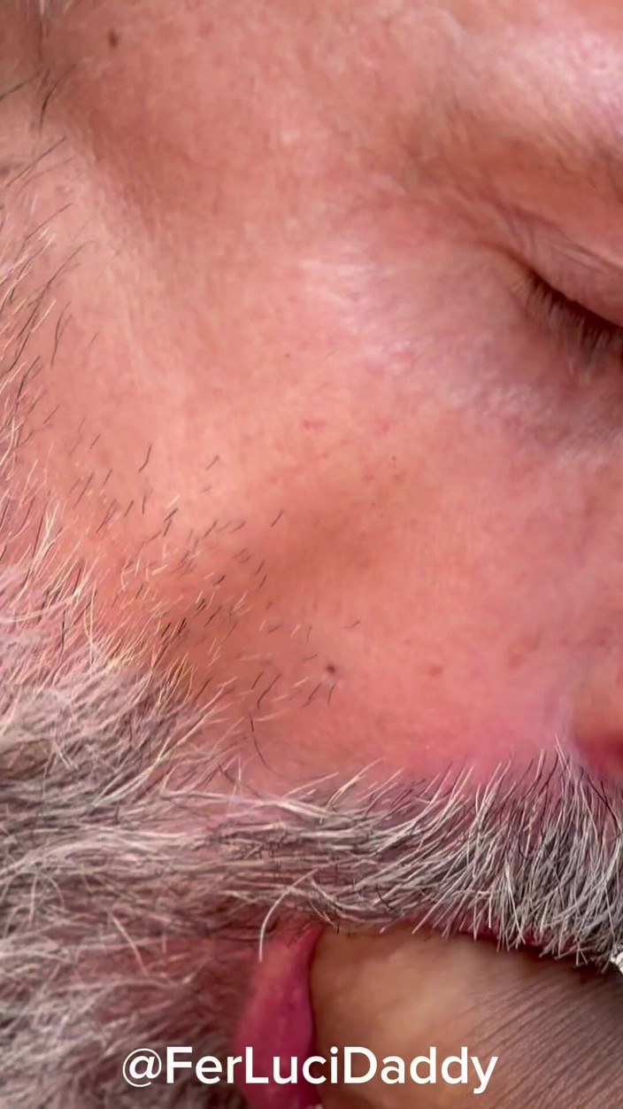 FerLuci: Love Menghisap Zakar