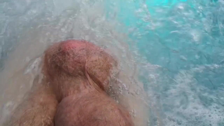 Monster_Meat_: Cuming in jacuzzi