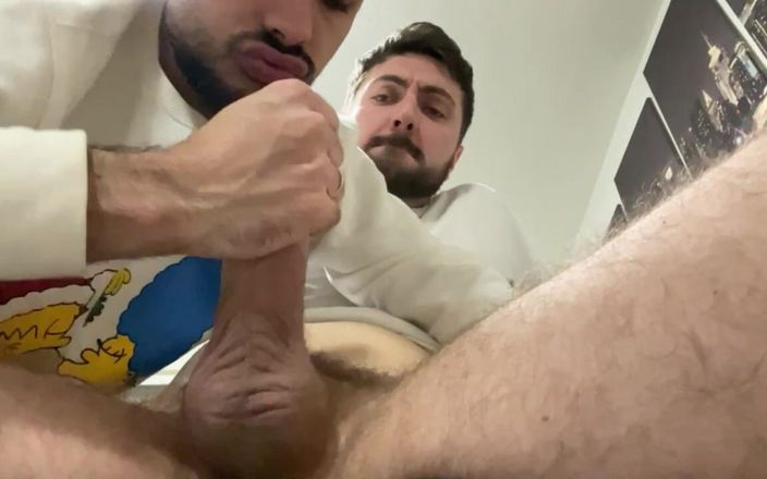 Nenesgaymers: Sepong kontol luar biasa