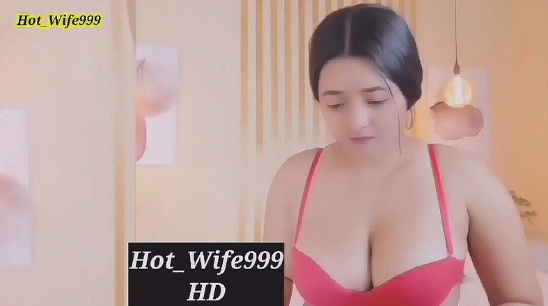 Hot_wife999: Grote bobs Indische video