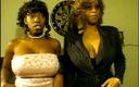 Big Tits World: Twee zwarte meisjes met enorme tieten gelikt en geneukt door...