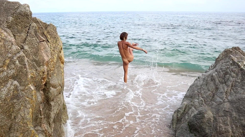 Magia Rosa: Sucking in the Beach