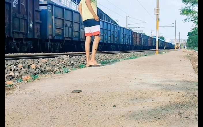 Tani: Bắn tinh trong ga đường sắt