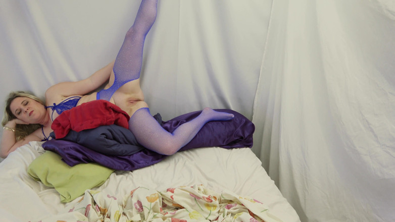 Erin Electra: Impregnando la matrigna