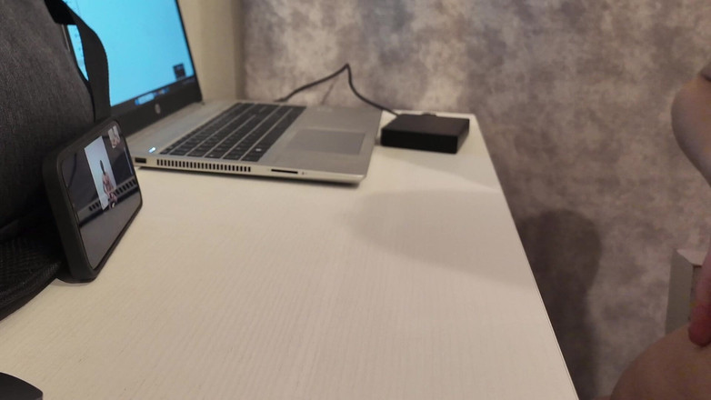 Cruel Maria: Voila 코멘트 Ce 패스 Une Visio Avec Ma Chienne