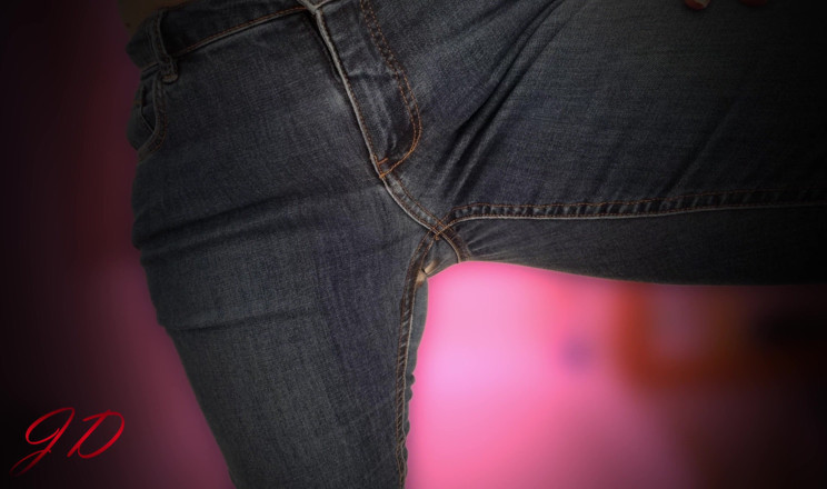 JuicyDream: Juicydream - Soaking Wet and Pissed on! We Piss on My...