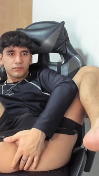 Touching My Ass on Transmission