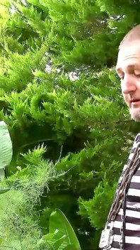 乌木士兵bianka被囚犯操菊花