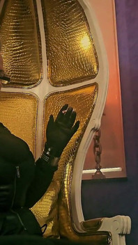 Monika Schmidt, Femdom, Fume Un Ashtray, Humiliation Verbale, Adoration Des Bottes