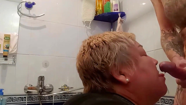 Zona901: cutting cum shots in the mouth and on the face...