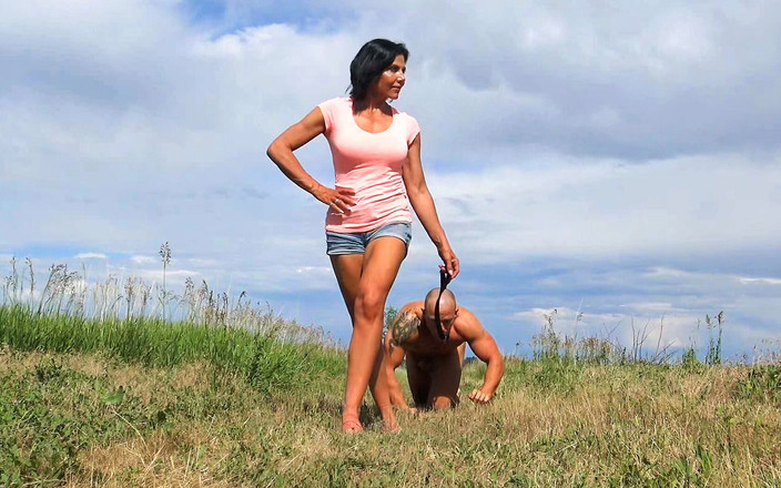 Goddess zephy: Můj hloupý otrok zezadu!