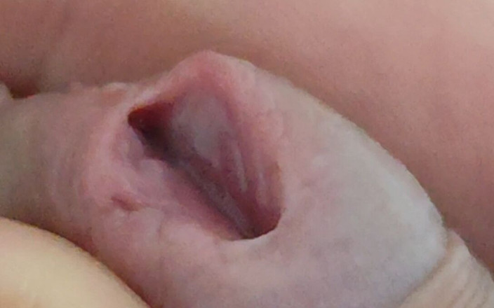 Straight Daddy Club: Un grande cazzo nel bagno abbandonato di Edi.