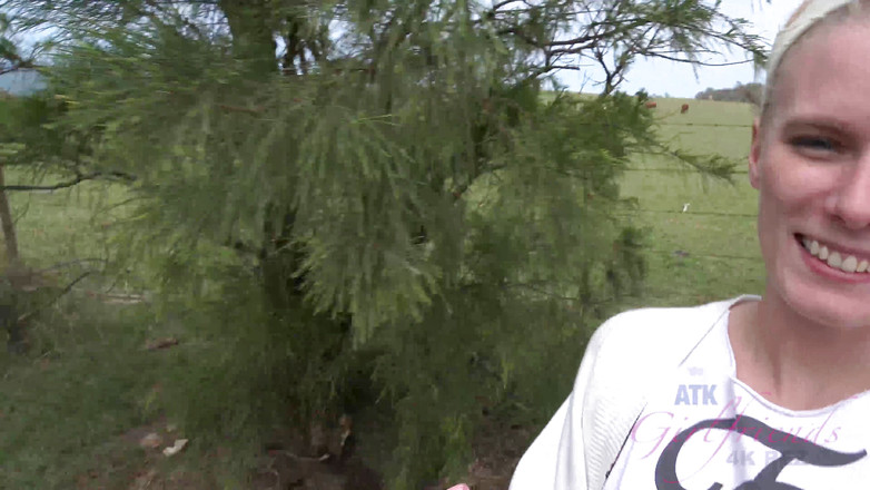 ATK Girlfriends: Wirtualne wakacje Hawaje z Elaną Raye 3/5