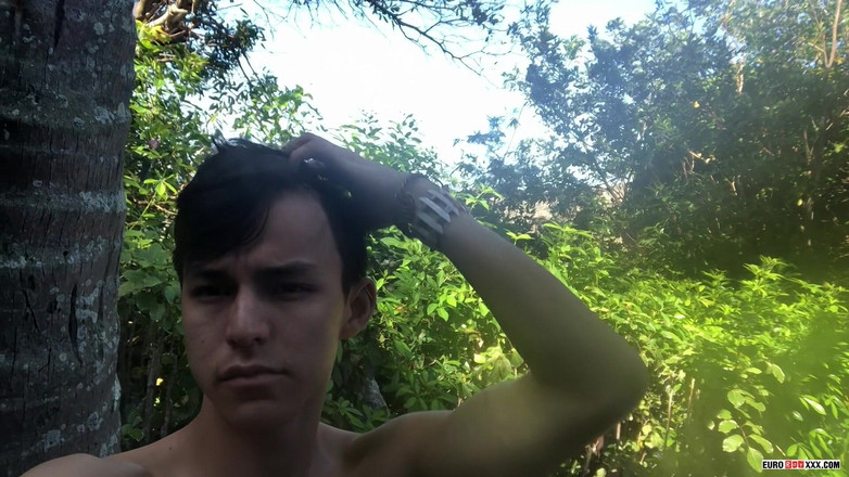 Euro boy xxx: Baise en plein air avec Maxxie