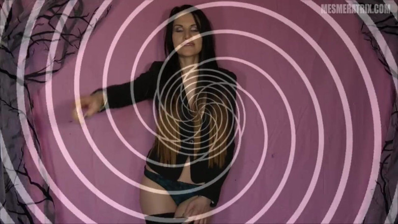 Lady Mesmeratrix Official: Она заимерит тебя и сделает с тобой то, что она хочет