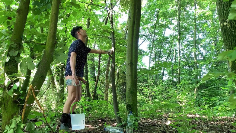 Idmir Sugary: Balls Stretching Outdoor with Bucket Filled with Water and Jerk...