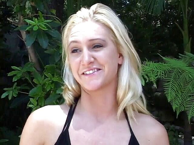 Cumming Soon: Za kulisami nagrania profesjonalnych modeli porno w akcji