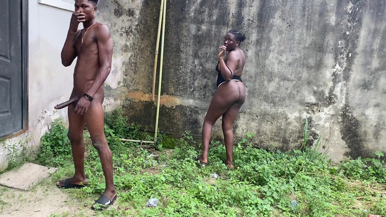 Creamyshuga: Ela cavalga naquele pau grande tão bem