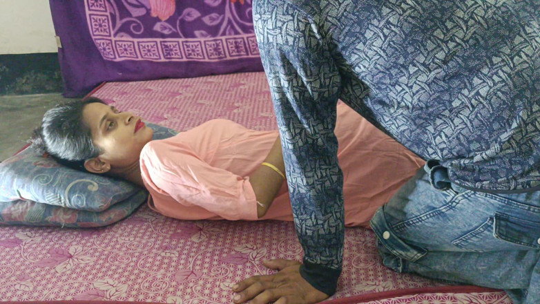 Easypron: Новая Деши, горячая бхабхи Parnita, секс в комнате