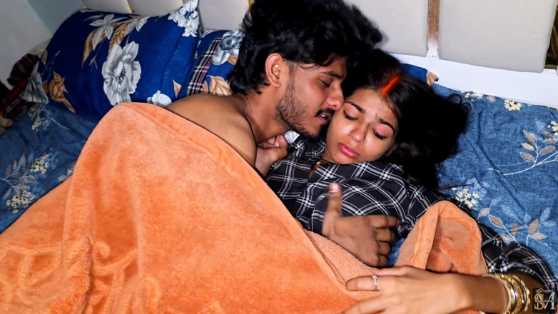 SexmasterHub: Asian Indian Desi New Couple Sanjana Majid Hardcore Making Love...