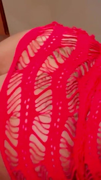 Bella cagna culona in rosso