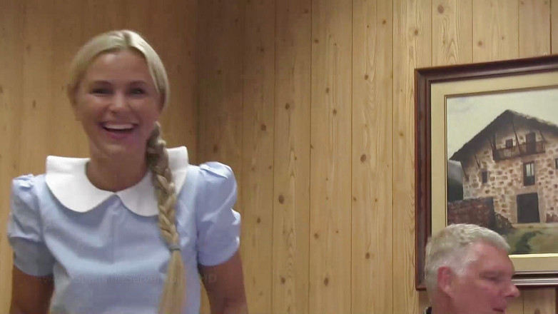 Spanking Server: Hậu trường 1602 Lola