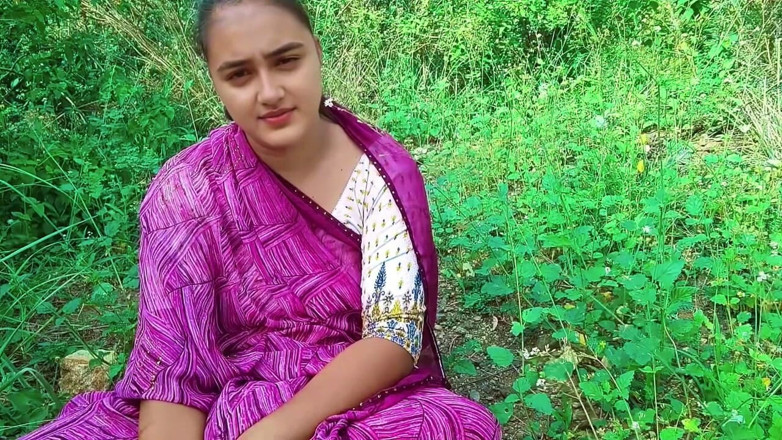 Fuckkkker: Sonia Bhabhi Went to the Forest with Her Stepbrother-in-law to...