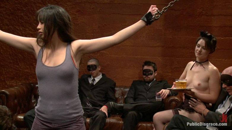 Public Disgrace by Kink: Sasha Yung - téměř panna