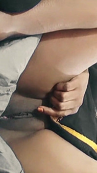 Indian Village House Wife Want to Fingring in Pussy