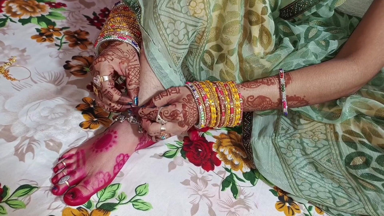 Lalita Singh: 美しい既婚者Bhabhiフルファッククリアヒンディー語オーディオ