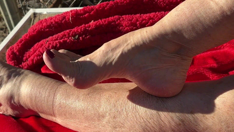Aunt Ann: Fan Request Granny Naked in Sun Shows Dirty Rough Soles &amp;...