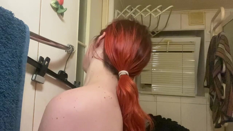 Elena917: Tits BDSM Till Orgasm - Bondage, Thumbtacks, Clothes Holder Clamps