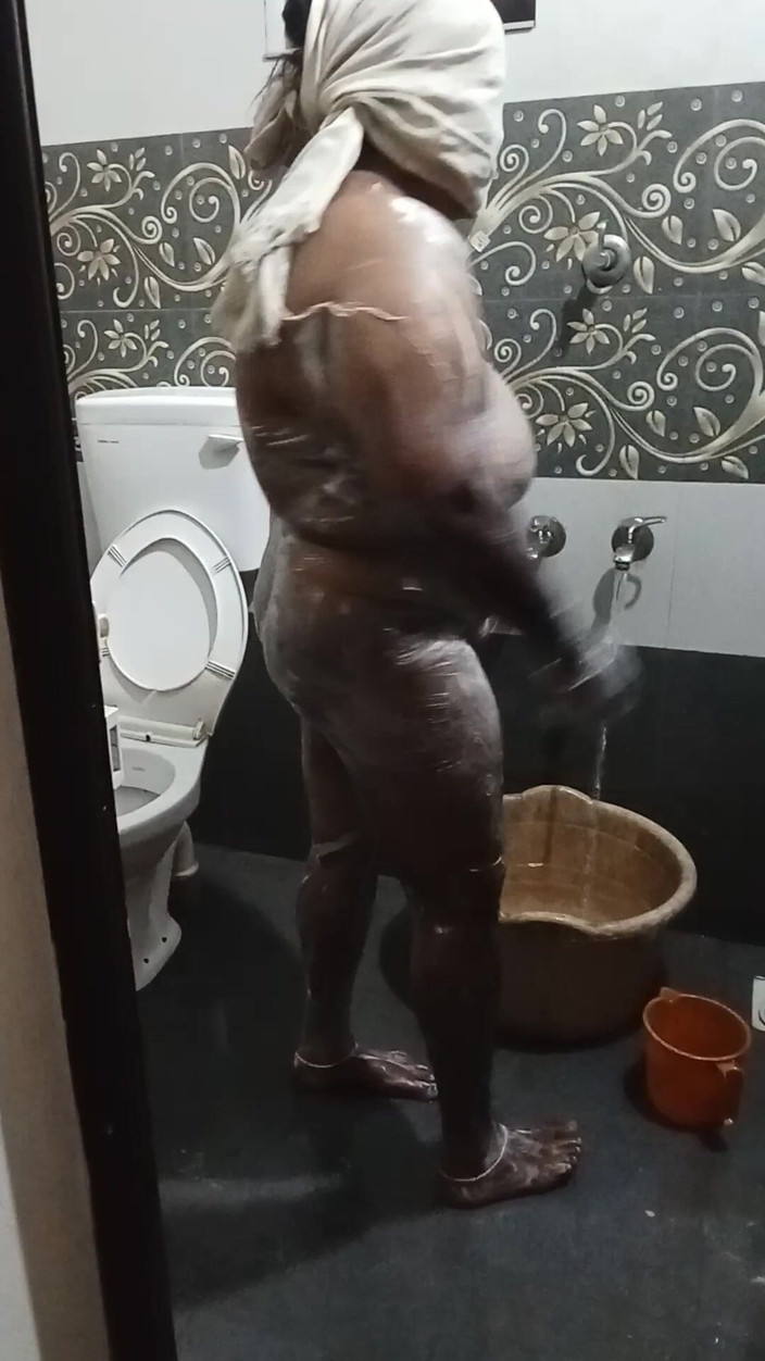 Bedroom: Stiefschwester in badezimmerseife-performance-videos