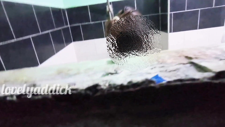 Lovelyaddik: L-am plâns pe tipul care se furie pe mine în timp...