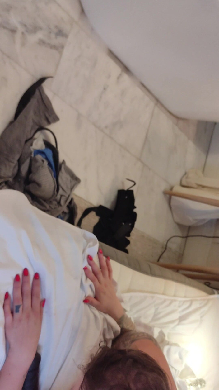 Bastet: Экстремальный бдсм-гэнгбэнг по многим причинам