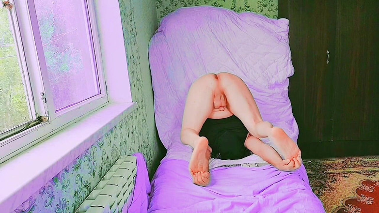 Kitty_Cross: Grote cumshot schattige benen van hete ladyboy sexy shemale-model prinses...