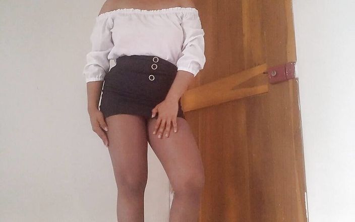 PATY PATY: Professora de matemática dá aulas direcionadas para sua aluna rebelde...