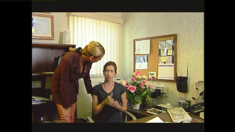 Heatwave Porn: Curvă virgină, partea 1